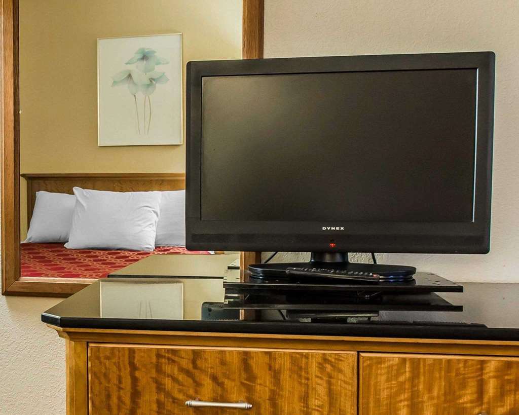 Econo Lodge Waynesburg Room photo
